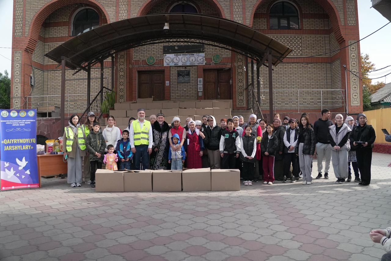 Алматы халықаралық әуежайы Республика күніне орай қайырымдылық акциясын өткізді